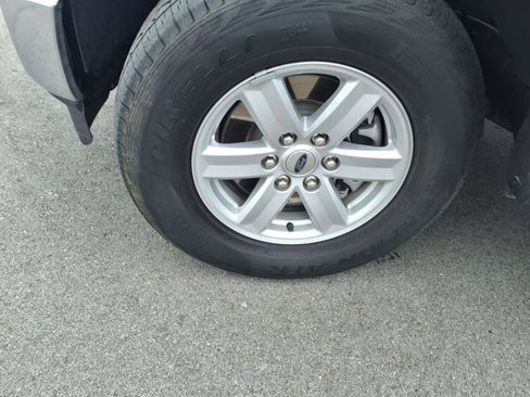 Used 2023 Ford F150 XLT image 9