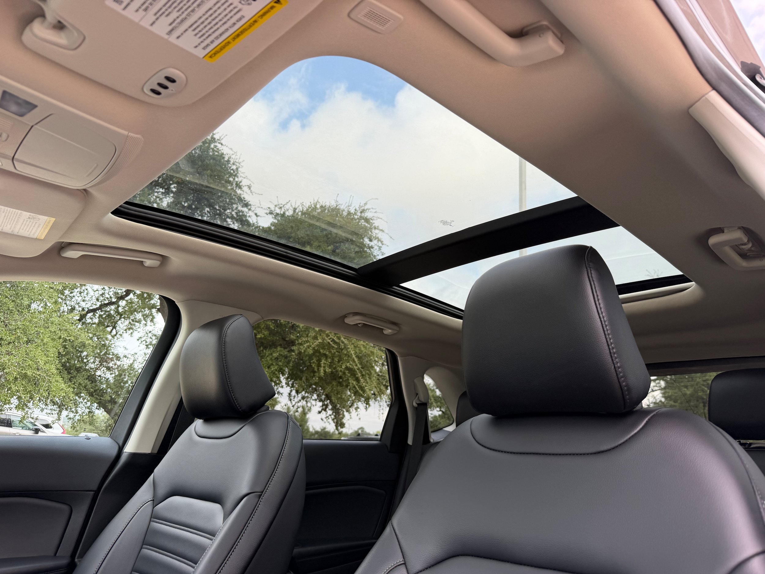 Used 2024 Ford Edge SEL w/ Convenience Package AWD/4WD image 24
