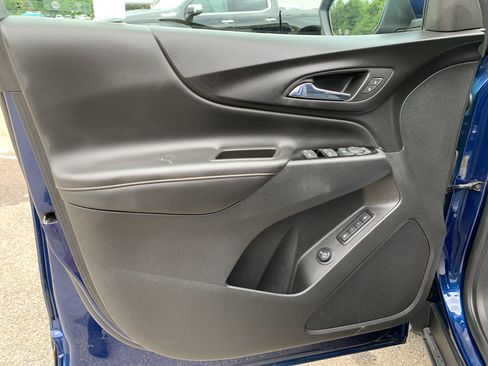 Used 2022 Chevrolet Equinox Premier FWD image 15
