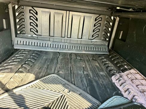 Used 2008 Chevrolet Avalanche LT image 28