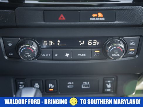 Used 2023 Nissan Frontier PRO-4X w/ Pro Convenience Package image 26