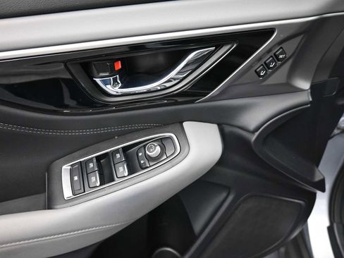 Used 2022 Subaru Outback Limited image 10