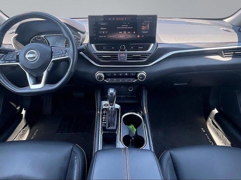 Certified 2024 Nissan Altima 2.5 SR w/ SR Premium Package FWD image 18