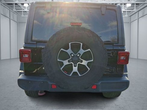 Used 2018 Jeep Wrangler Unlimited Rubicon image 6