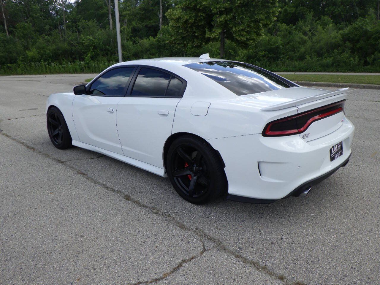Used 2018 Dodge Charger SRT w/ Technology Group RWD image 3