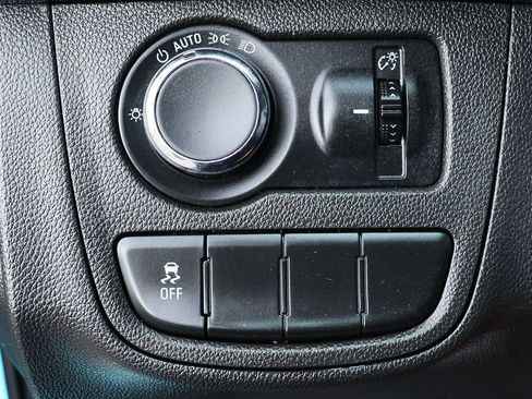 Used 2021 Chevrolet Spark LT image 41