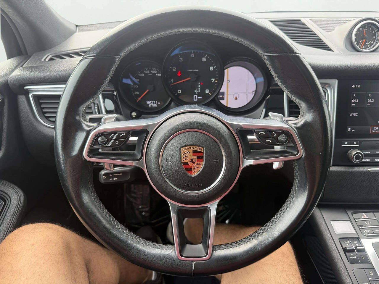 Used 2018 Porsche Macan AWD/4WD image 16