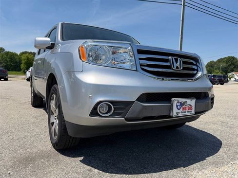 Used 2014 Honda Pilot Touring image 9