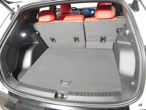 Used 2024 Chevrolet Blazer EV RS image 18