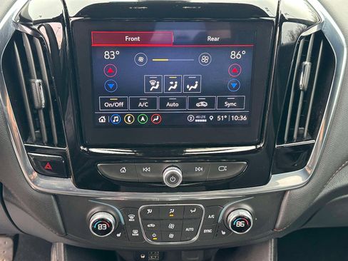 Certified 2023 Chevrolet Traverse RS image 12