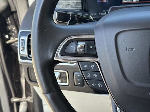 Used 2023 Lincoln Navigator Black Label image 30