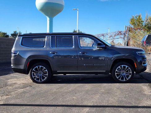 New 2024 Jeep Grand Wagoneer Series III w/ HD Trailer Tow Package image 38