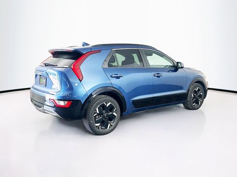 Used 2024 Kia Niro Wind w/ Wind Preserve Package FWD image 9
