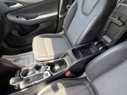 Used 2022 Buick Encore GX Select w/ Advanced Technology Package image 28