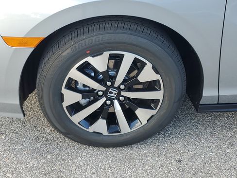 New 2026 Honda Odyssey EX-L image 9