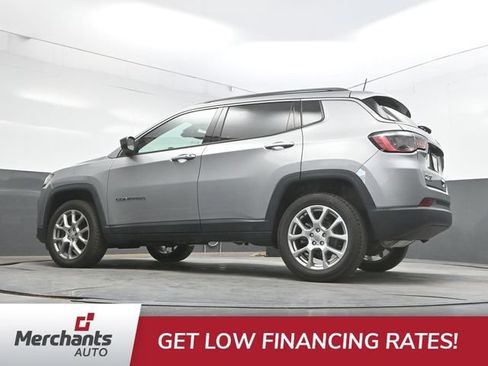 Used 2022 Jeep Compass Latitude AWD/4WD image 45