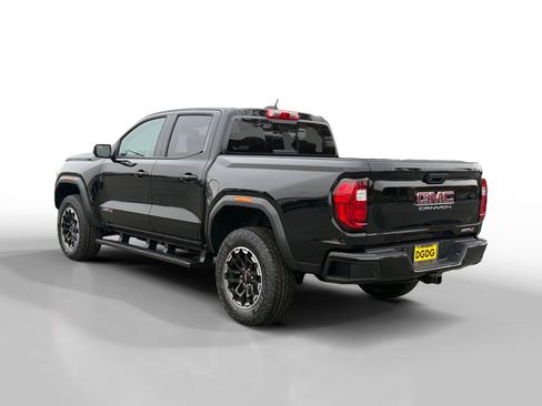 New 2026 GMC Canyon AT4 image 3