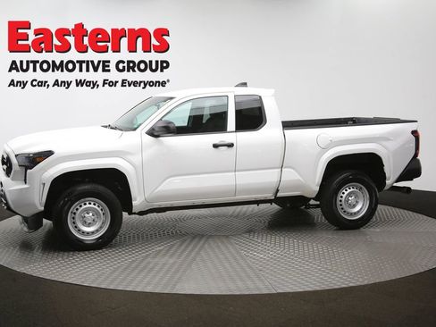 Used 2024 Toyota Tacoma SR image 58