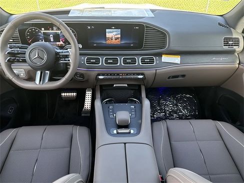 New 2025 Mercedes-Benz GLS 580 4MATIC image 5