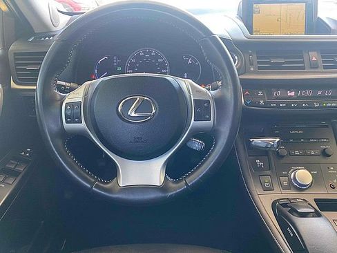 Used 2012 Lexus CT 200h Premium w/ Leather Pkg image 15