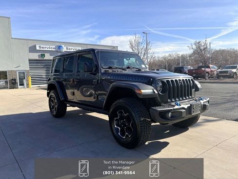 Used 2022 Jeep Wrangler Unlimited Rubicon 4xe image 3