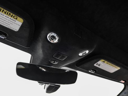 Used 2020 Aston Martin V8 Vantage Coupe RWD image 43