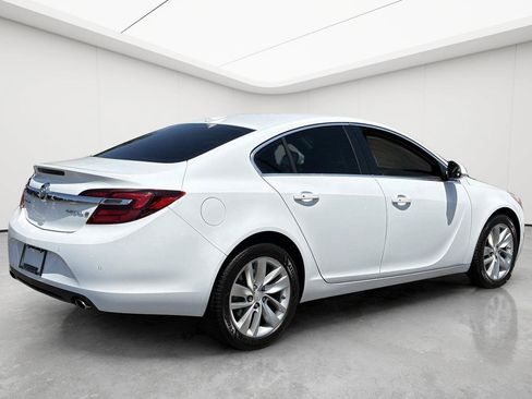 Used 2016 Buick Regal Premium FWD image 8