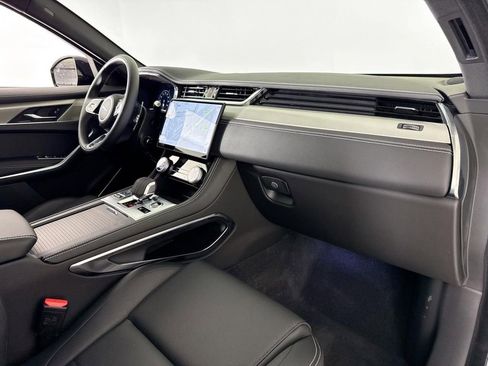 Certified 2025 Jaguar F-PACE R-Dynamic S image 13