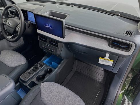 New 2025 Ford Maverick XLT w/ XLT Luxury Package image 27
