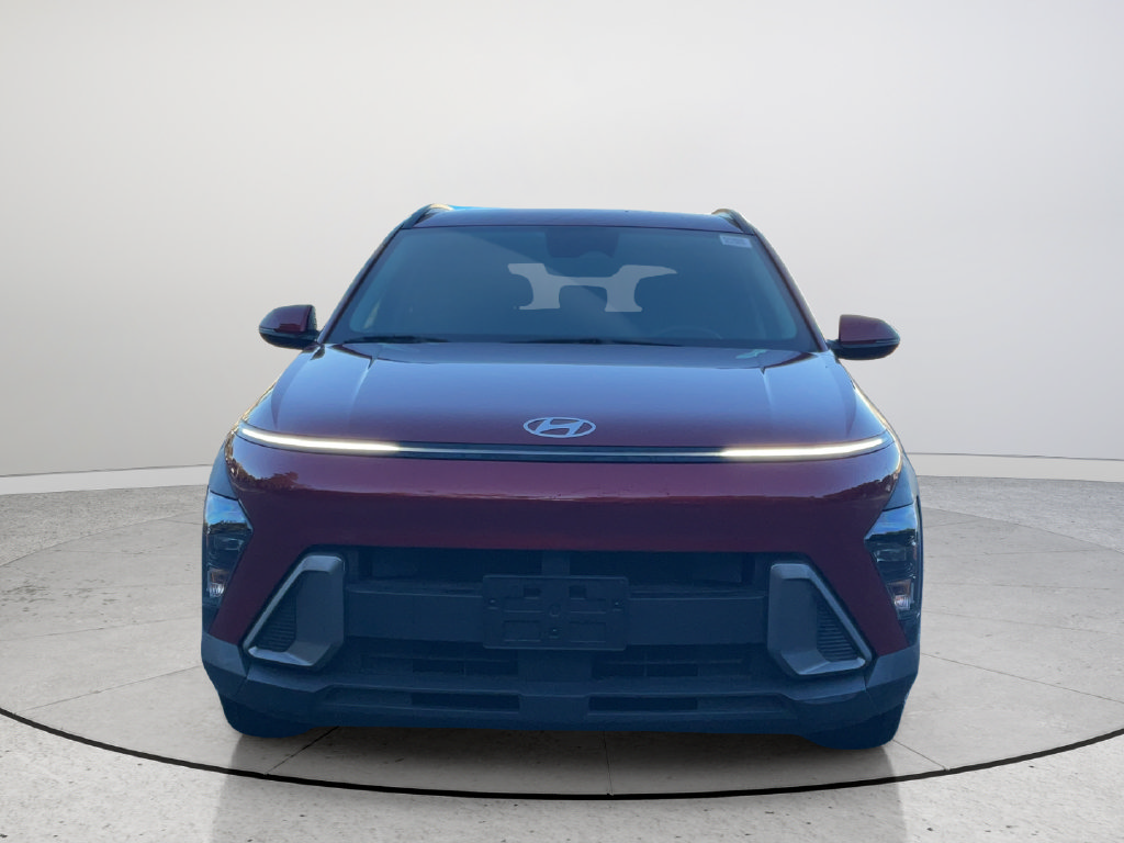 Used 2024 Hyundai Kona SEL FWD image 3