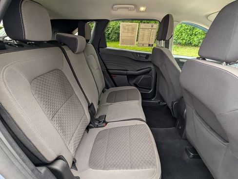 Used 2022 Ford Escape SE FWD image 27