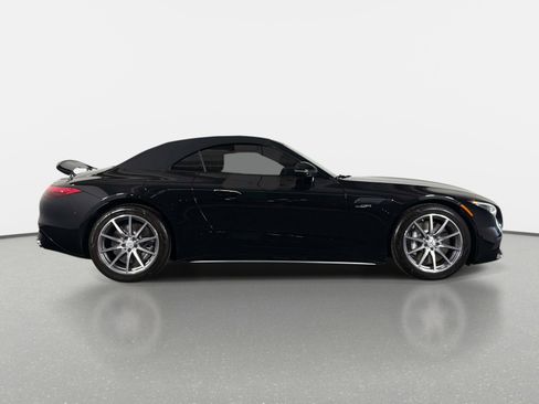Used 2023 Mercedes-Benz SL 43 AMG image 2
