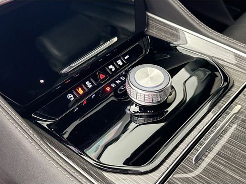 Used 2022 Jeep Wagoneer Series III image 17