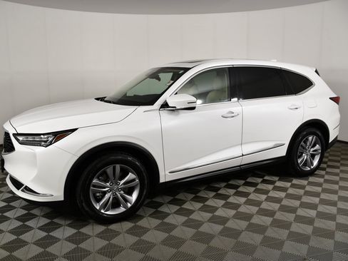 Used 2024 Acura MDX SH-AWD image 9