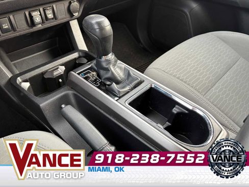 Used 2018 Toyota Tacoma SR5 image 22