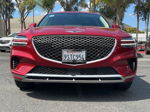 Used 2025 Genesis GV70 2.5T image 4