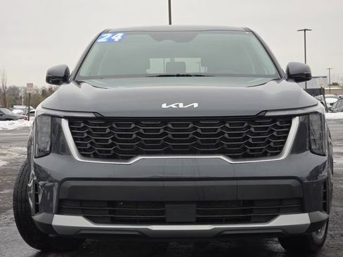 Used 2024 Kia Sorento LX image 14