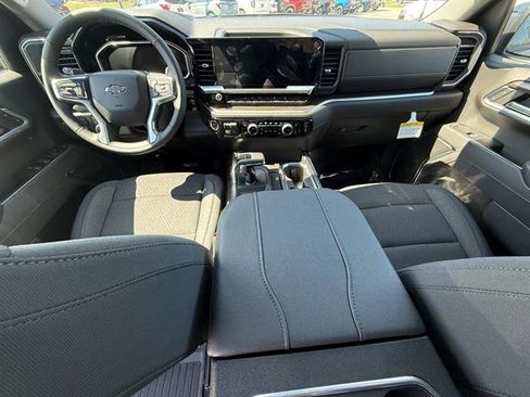 New 2026 Chevrolet Silverado 1500 RST w/ Z71 Off-Road Package AWD/4WD image 17