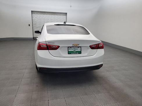 Used 2018 Chevrolet Malibu LS FWD image 6