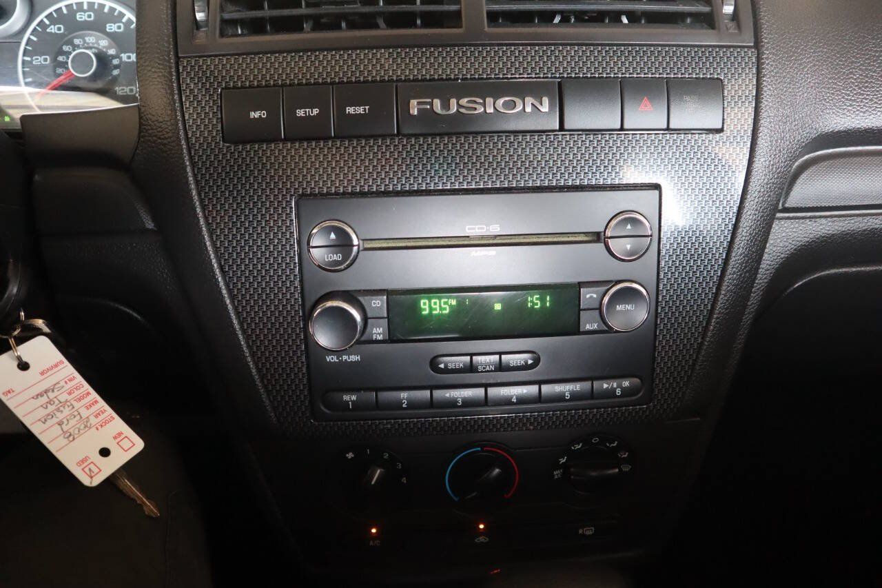 Used 2008 Ford Fusion SE FWD image 30
