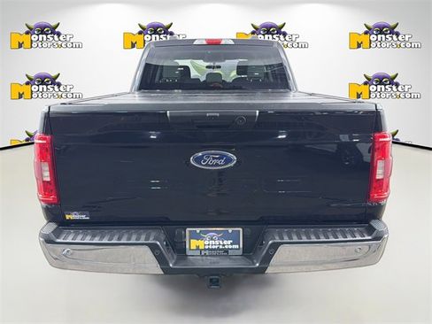 Used 2022 Ford F150 XLT w/ Trailer Tow Package image 6
