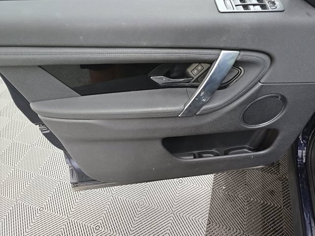 Used 2023 Land Rover Discovery Sport S AWD/4WD image 8