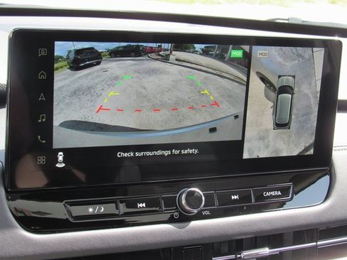 New 2025 Mitsubishi Outlander SE image 18