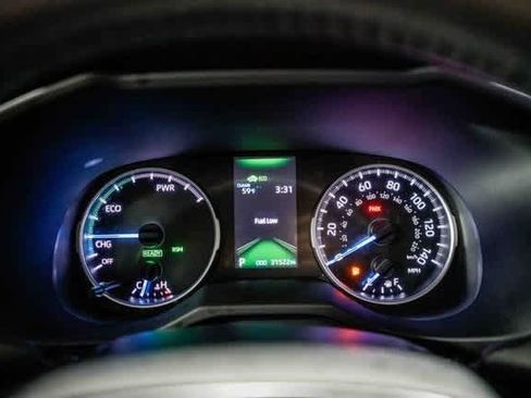 Certified 2022 Toyota RAV4 XLE Premium image 25