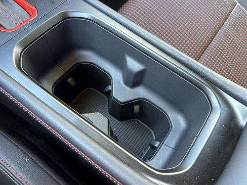 Certified 2025 Nissan Kicks SR w/ Illumination Package image 32