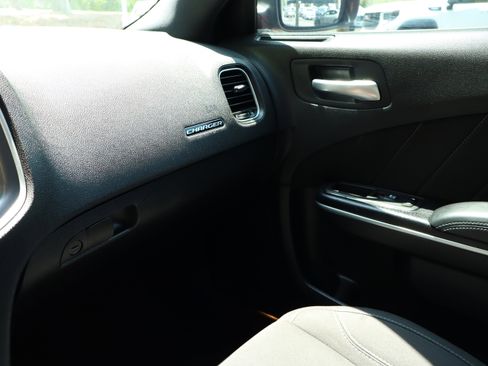 Certified 2026 Cadillac Escalade Platinum Sport w/ LPO, Floor Liner Package AWD/4WD image 88