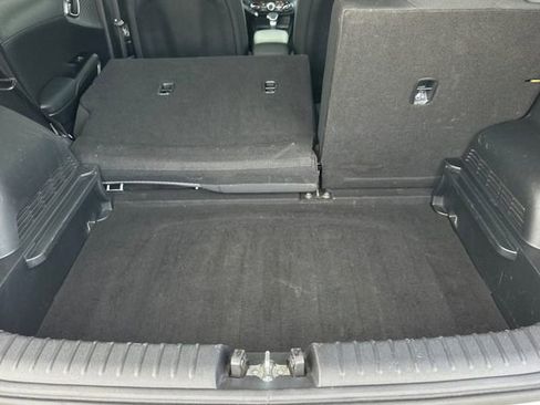 Used 2023 Kia Soul LX w/ LX Technology Package FWD image 16