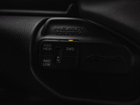 Used 2024 RAM 2500 Big Horn image 24