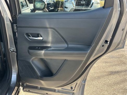 Certified 2025 Nissan Kicks SV image 23