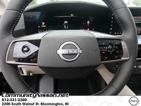 New 2025 Nissan Murano SL image 13